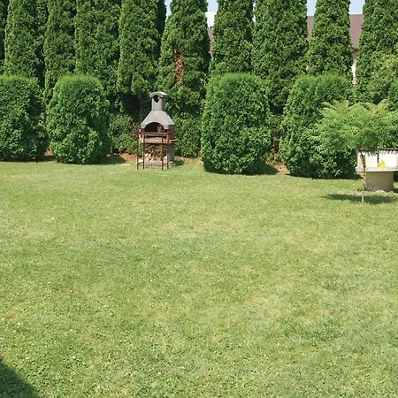 Holiday home Beautiful In W/ 2 Bedrooms Balatonmariafurdo